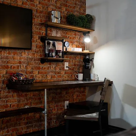 Heart & Hops Brewery Suites Kingsville Extérieur photo