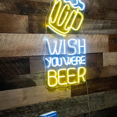 Heart & Hops Brewery Suites Kingsville Extérieur photo