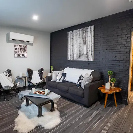Heart & Hops Brewery Suites Kingsville Extérieur photo
