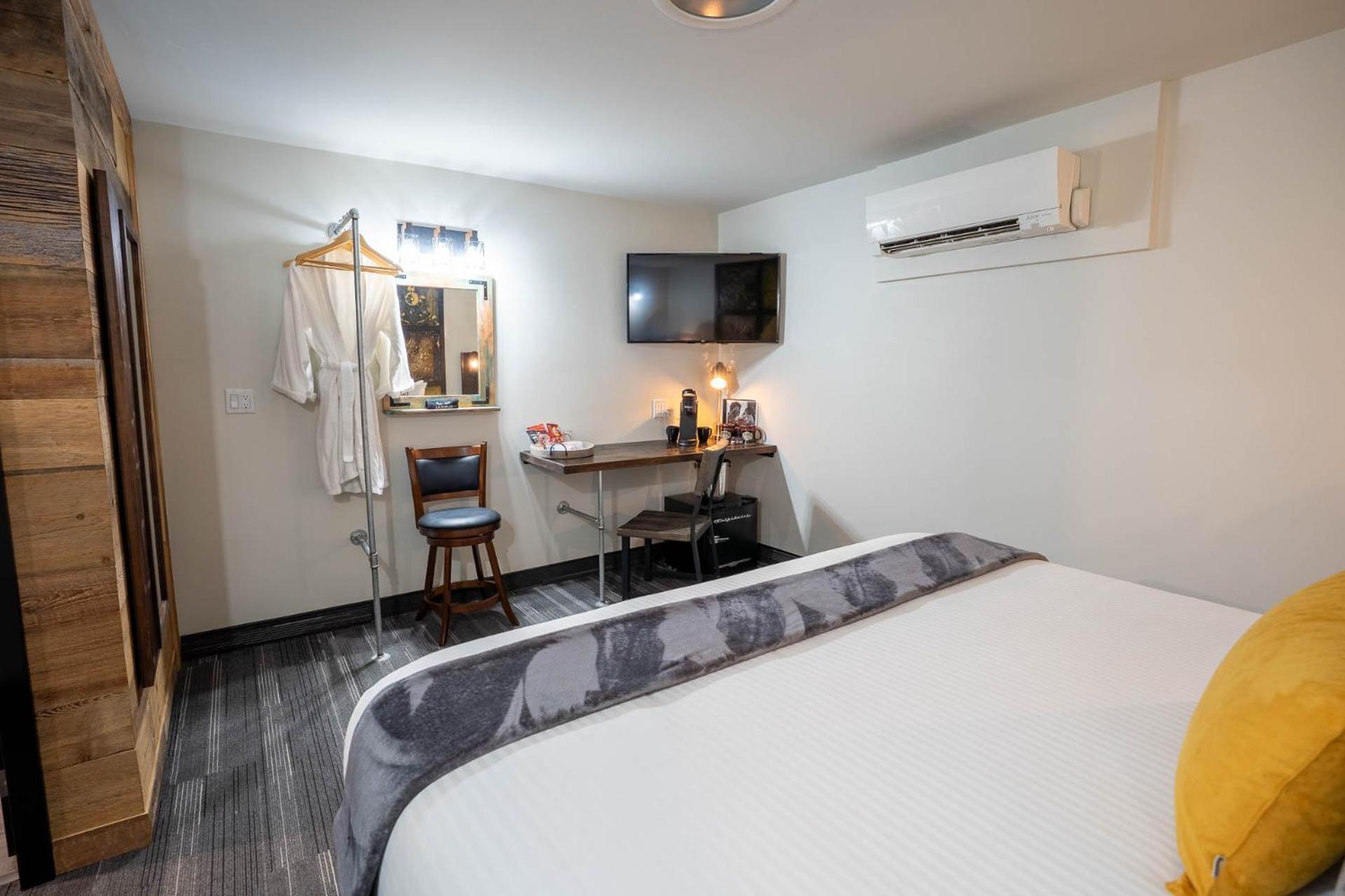Heart & Hops Brewery Inn 3*
